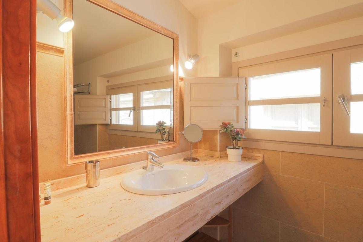 C28 - Mitjana Luminous Penthouse Appartamento Málaga